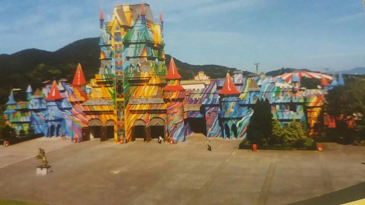 הוילה פנייה Casa Temporada Beto Carrero מראה חיצוני תמונה